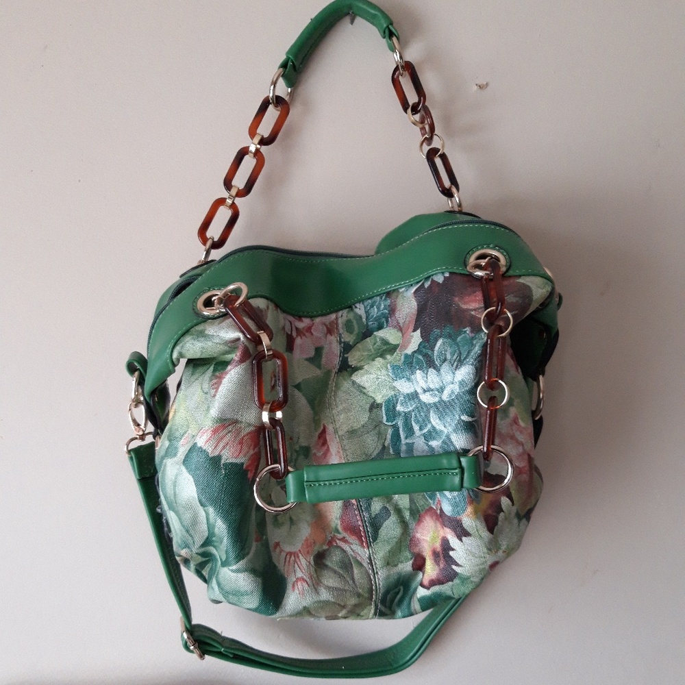 Spring bag